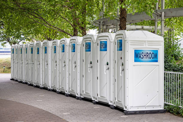 Best Porta potty rental near me  in Mill City, OR